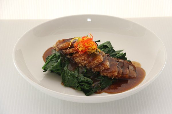 Crispy Pork Belly |คะน้าหมูกรอบผัดน้ำมันหอย